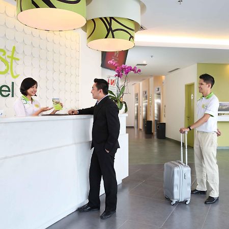 Zest Airport Jakarta By Swiss-Belhotel International Tangerang Dış mekan fotoğraf